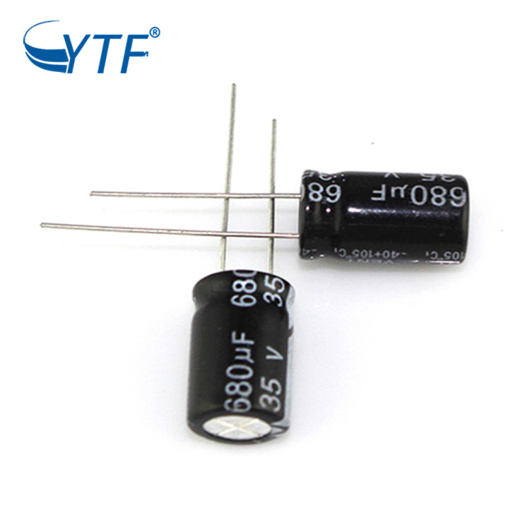 Manufacturer Sale 680UF 35V Aluminum Electrolytic Capacitor Large Rated Capacity Working Voltage Range