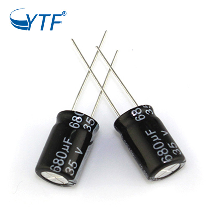 Manufacturer Sale 680UF 35V Aluminum Electrolytic Capacitor Large Rated Capacity Working Voltage Range